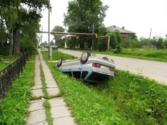 Посёлок Опарино Кировской области. Плотина Опарино. Опарино Осиновка. Плотина пгт Опарино Кировская область.