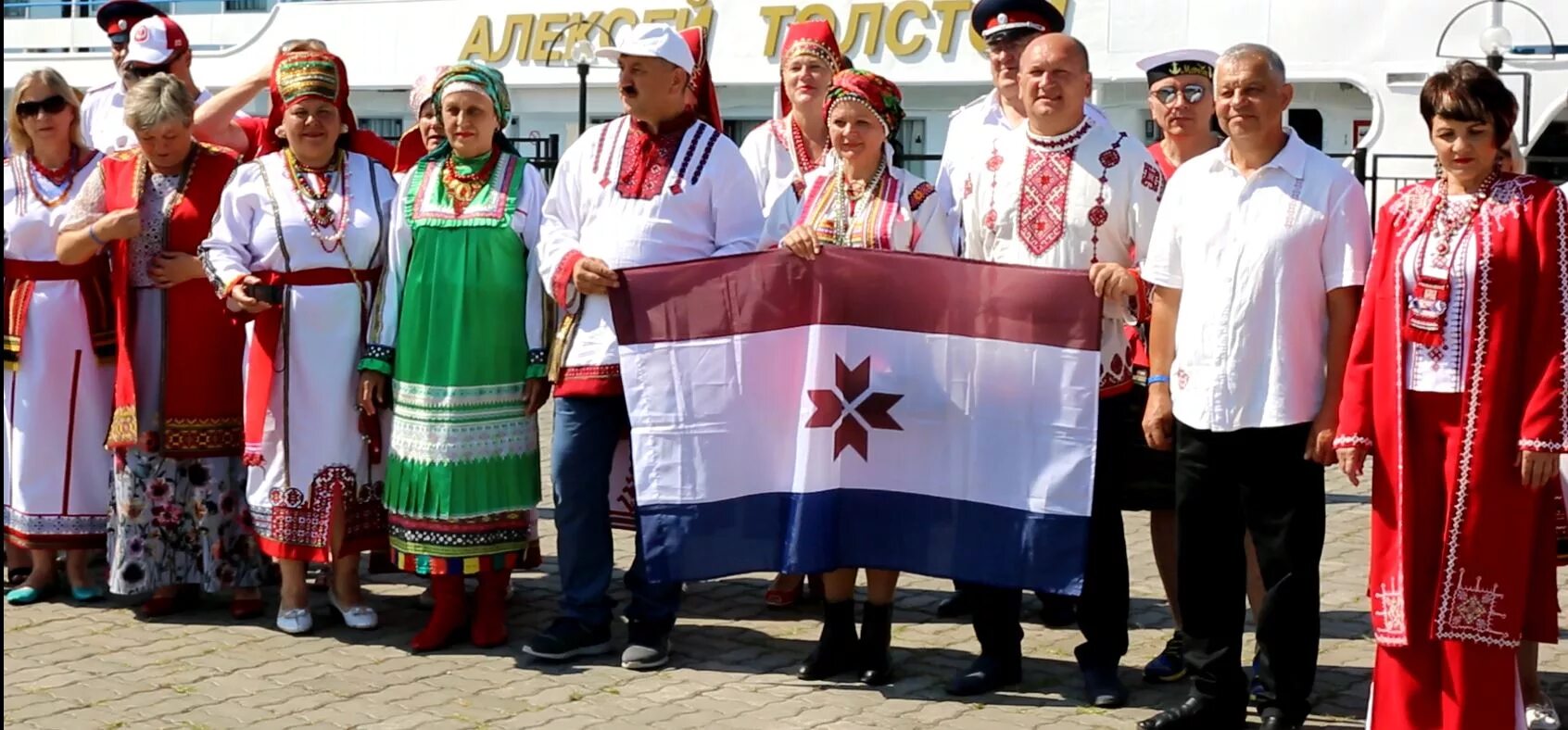 разные народы татарстана. дружба народов татарстана. какой народ живет в казани. какой народ живет в казани. какой народ живет в казани.
