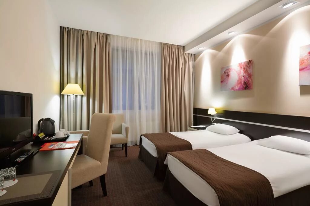 Сочи красная поляна эскосадок. Азимут поляна. Отель азимут сочи красная поляна. Красная поляна сочи эсто садок. Rosa beach эсто садок.