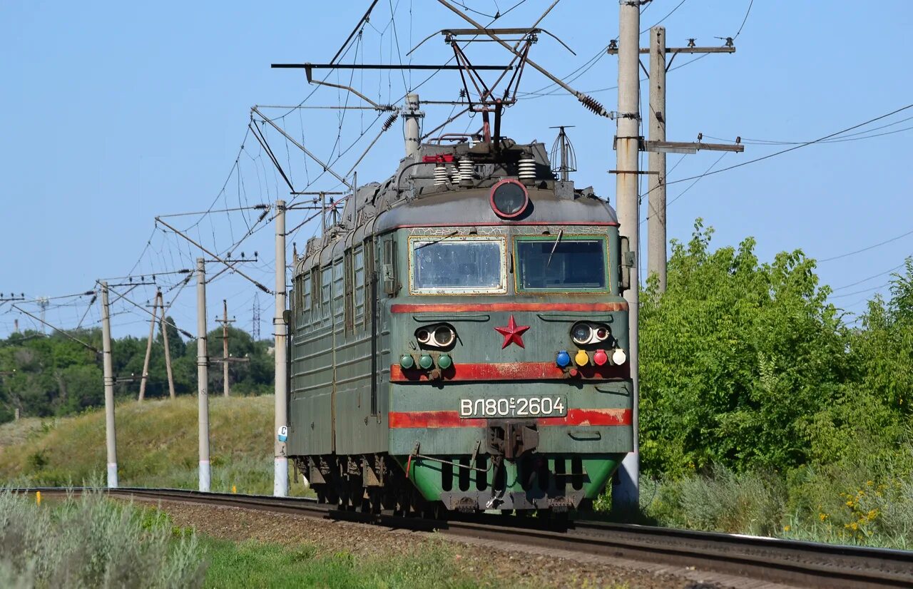 Электровоз движется с постоянной. Вл80с 1807. Вл80к-731. Вл80 2300. Вл80с 1779.