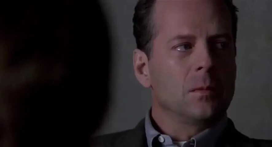 6 чувство текст. The sixth sense 1999. брюс уиллис шестое чувство. брюс уиллис 6 чувство.
