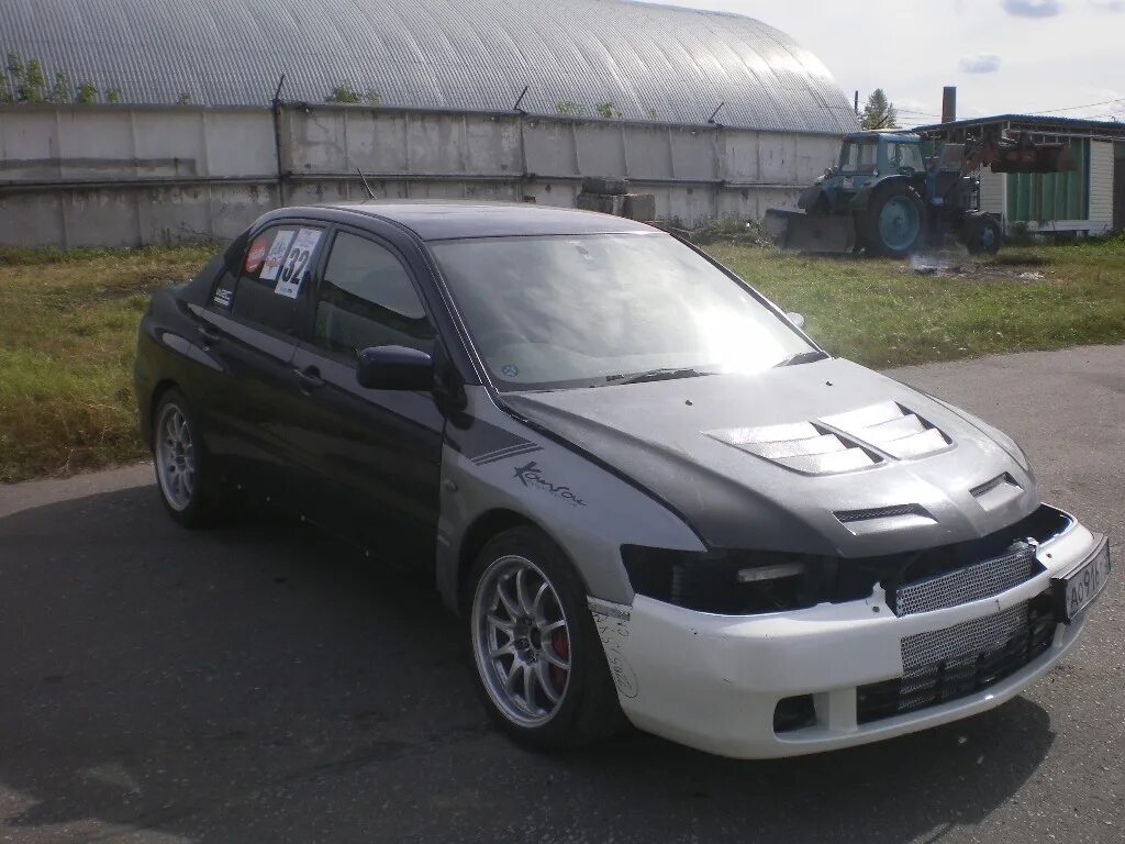 Эво карс симферополь. Lancer 9 EVO морда. Морда от Эво на Лансер 9. Mitsubishi Lancer 9 с мордой от Эво. Lancer 9 Cedia Эво морда.