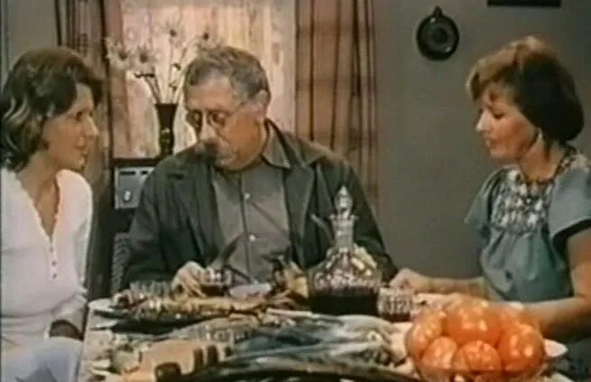 Все решает мгновение 1978. Всё решает мгновение 1978. все решает мгновение фильм 1978. все решает мгновение фильм 1978 кадры. галина беляева все решает мгновение.