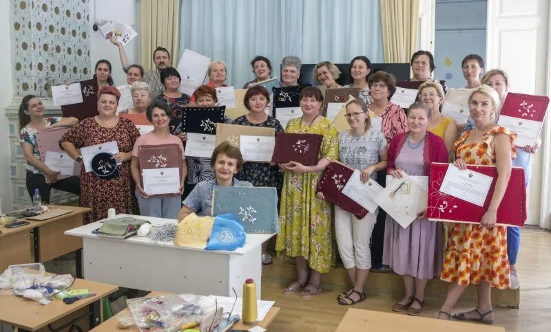 семинар. сайт кумц краснодарского края. министра культуры края виктории лапиной. игра терапия для инвалидов по зрению. зенкова кумц краснодар.