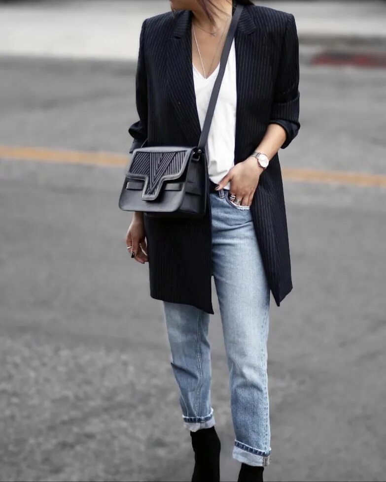 Девушка в пиджаке. Пиджак оверсайз луки. Пиджак оверсайз луки. Стильный офисный лук. Пиджак оверсайз луки.