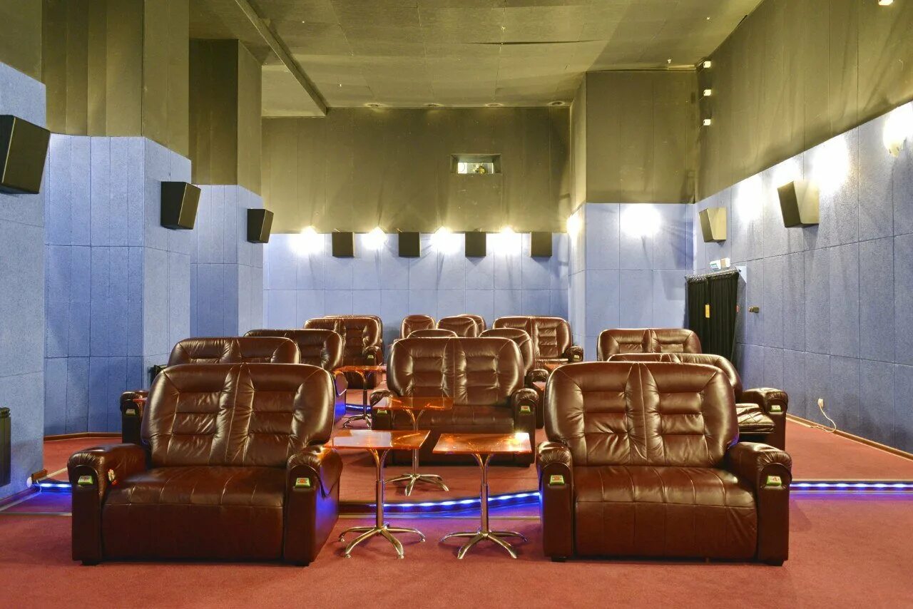 вип залы омск. вип зал в кинотеатре атриум омск. киноцентр галактика омск. вавилон вип зал омск кинотеатр. вип залы омск.