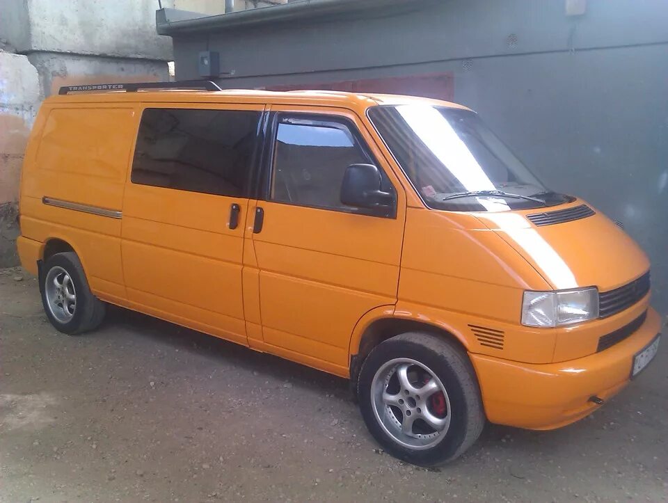 Т4 ajt. Фольксваген т4 2000г. Volkswagen t4 2000. Фольксваген т4 2.4. Фольксваген Транспортер т4 удлиненный.