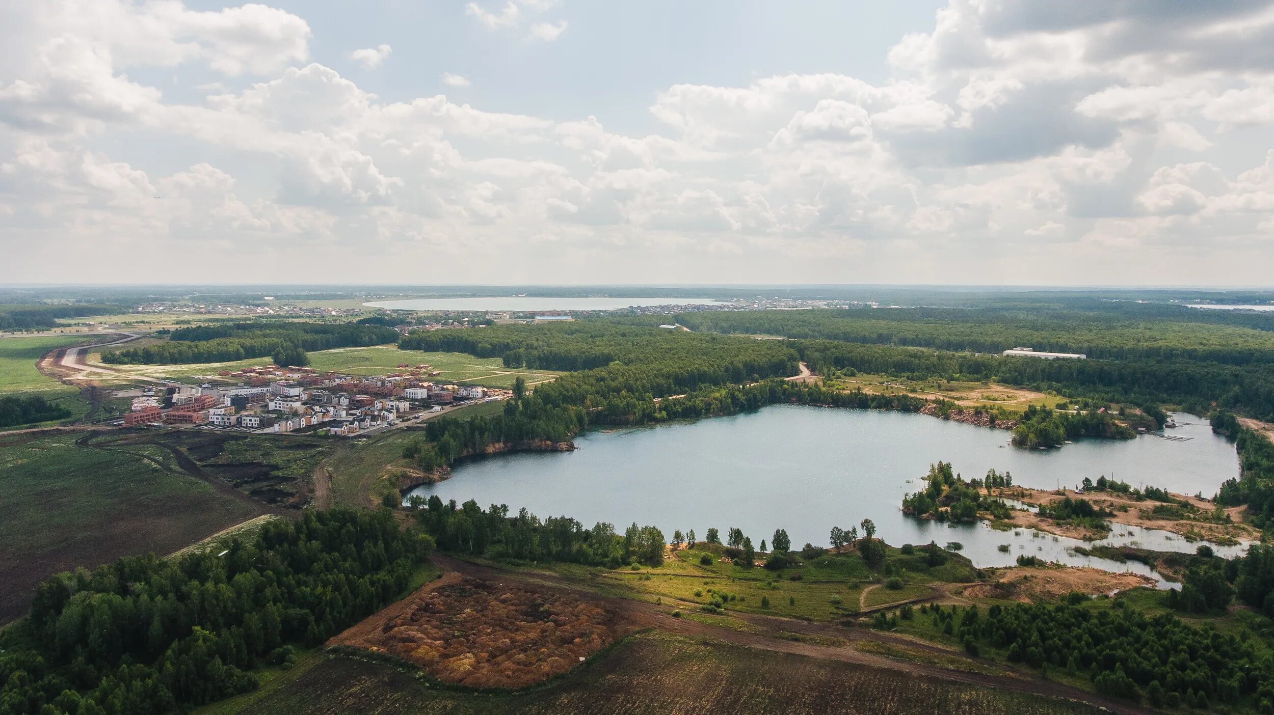 Городку л. Город Таун Челябинск. Эльтаун Челябинск. Челябинск Иль Таун. Аль Таун в Челябинске.