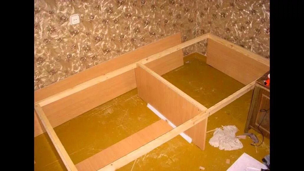 Сделать из дсп своими руками. Кровать из дсп. кровать из дсп с ящиками своими руками. кровать из двп своими руками.