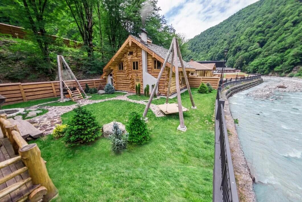4 стихии село эстосадок. Банный комплекс красная поляна сочи. Банный комплекс 4 стихии красная поляна. Баня эсто садок. 4 стихии село эстосадок.