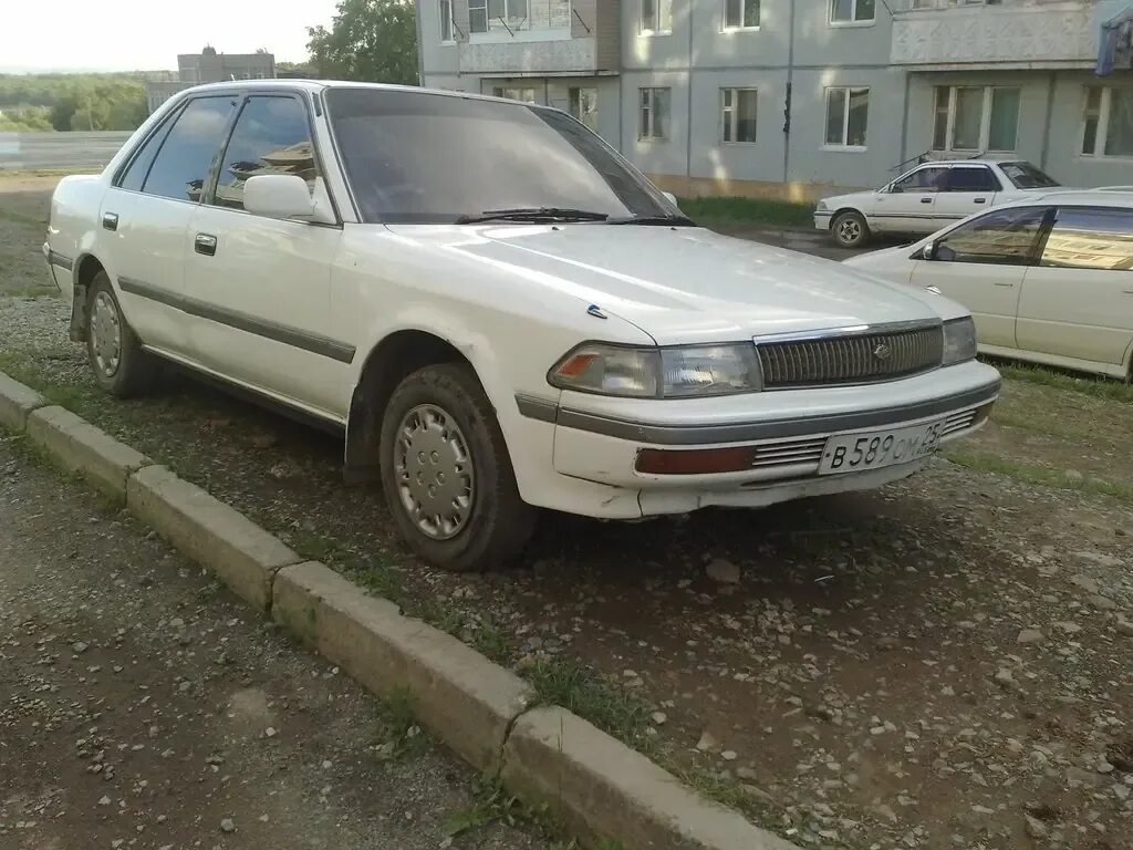 Тойота корона 90. Тойота краун 89 года. Toyota corona 1990. Toyota corona кузов 90. Тойота corona 90 года.