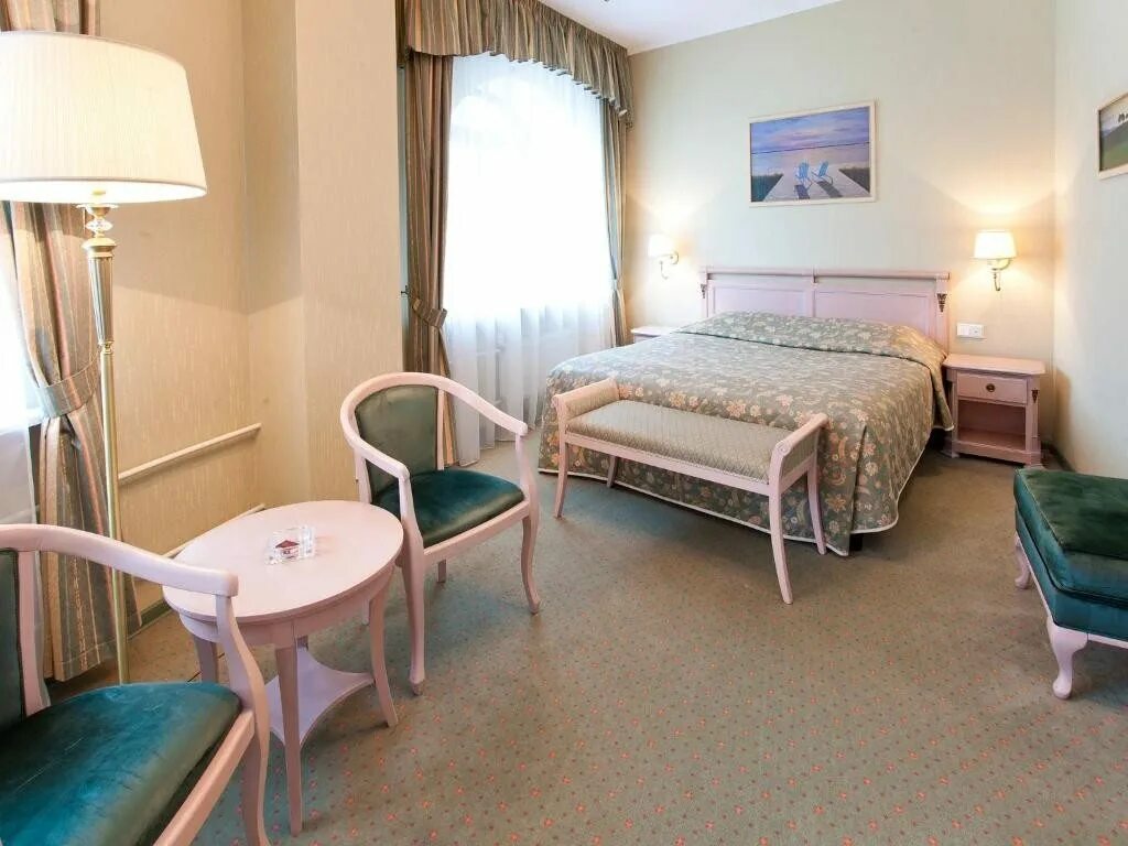 Отель русский серпухов. Марии парк отель. Марии парк отель. Marins park hotel sochi) 4*. Марии парк отель.