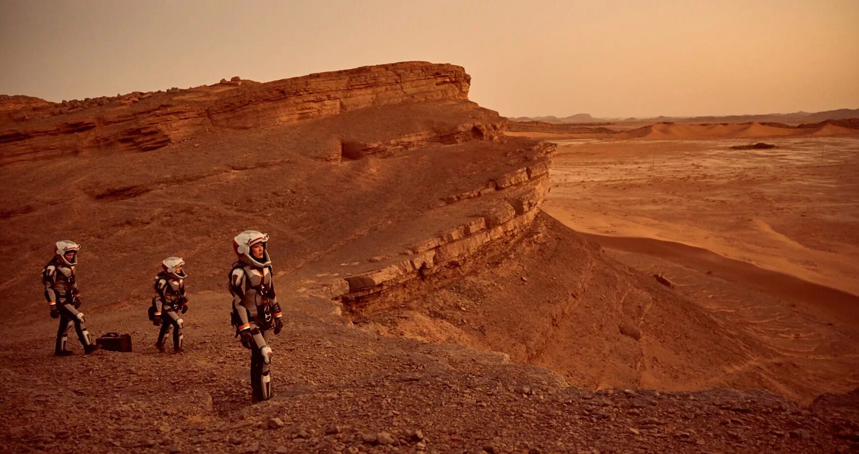 Le mars. Планета марс и марсиане. путешествие на марс фильм 2007. марсиане на марсе. mars фильм 2025.