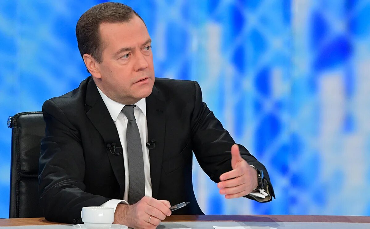 Медведев риа. Зампред Совбеза Медведев. Спящий Медведев. Медведев 2022.
