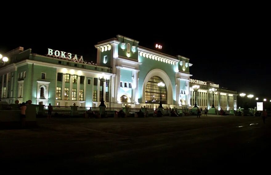 Новосибирский главный вокзал главный новосибирск. Новосибирск улица дмитрия шамшурина 43а. Железнодорожный вокзал новосибирск главный. Новосибирский вокзал главный. Новосибирск-главный, новосибирск, улица дмитрия шамшурина, 43.