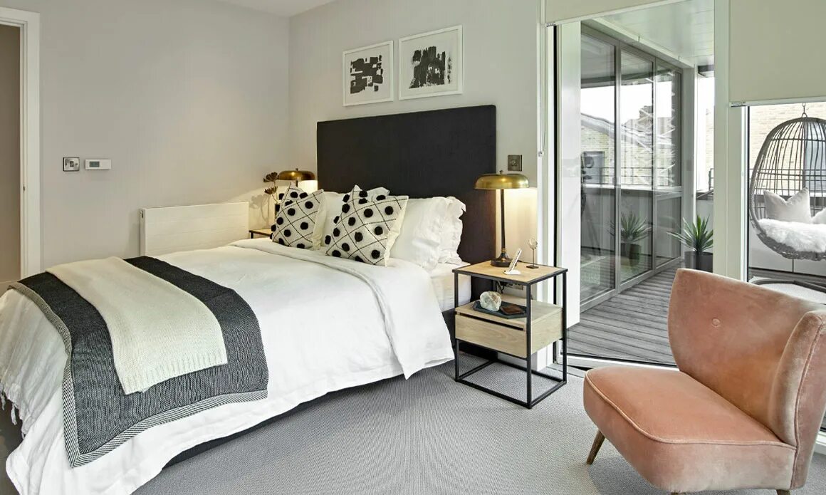 Room to rent. Hotel accommodation. Гостевой дом flats, rooms and apartments for rent. Room to rent. Room to rent.