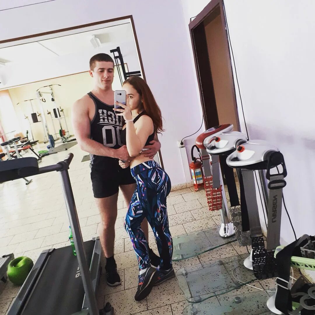 Мег фитнес. Айзек фитнес мега. Мега фитнес Тургеневский тренера. Уборщицы в фитнесе мега спорт в Курске.