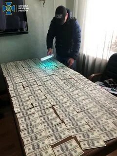 1000 миллионов долларов