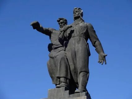 Уральский добровольческий танковый корпус город памятник