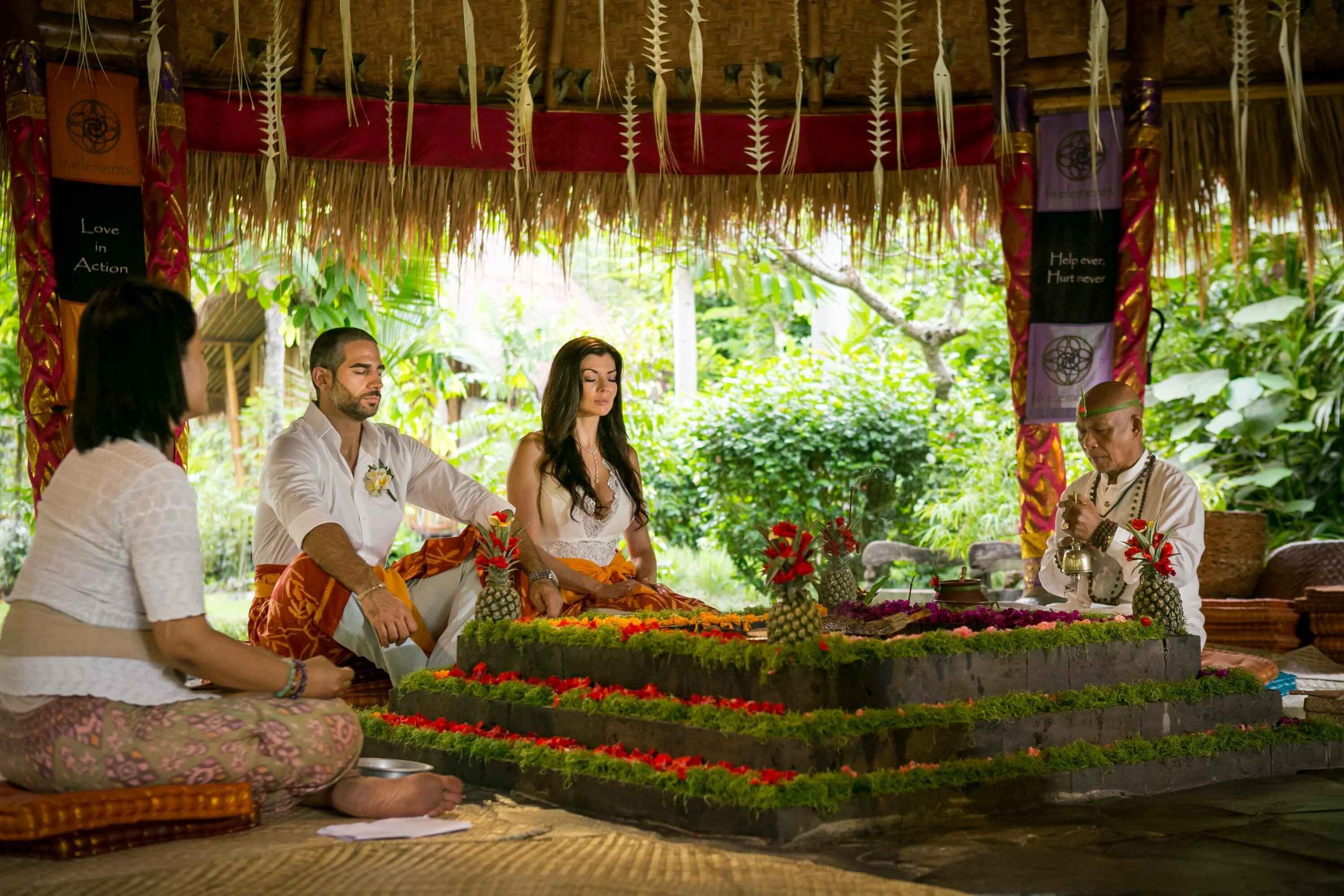 FIVELEMENTS Retreat Bali ☆☆☆☆, Индонезия. Алашарумбали на Бали. Банджары Бали. Чайные на Бали.