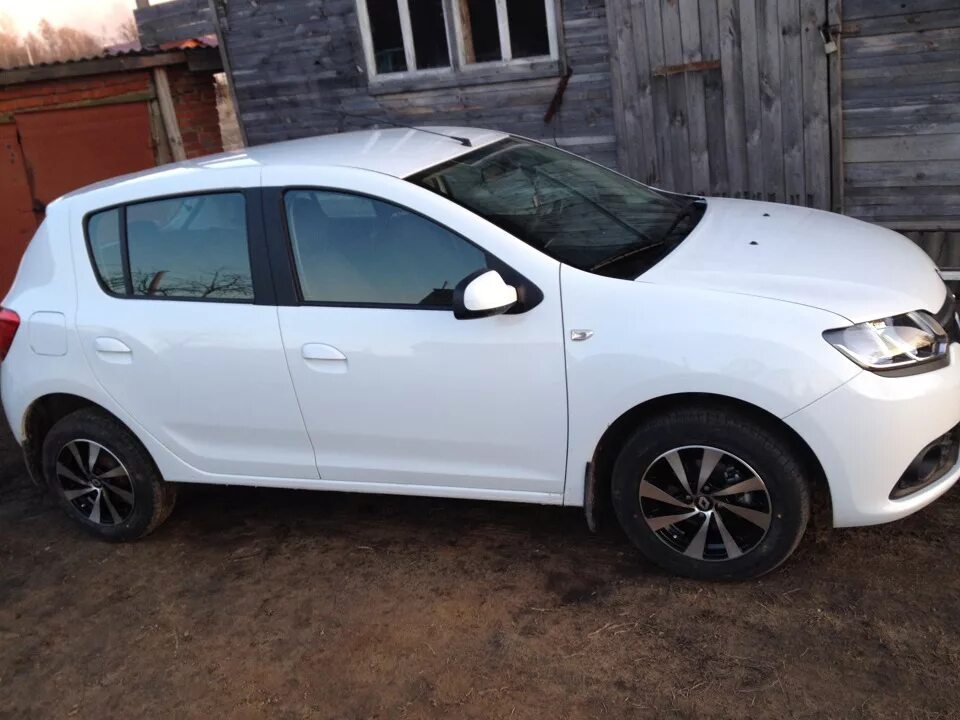 403002053r. Какие диски на рено сандеро 2. Renault sandero stepway диски стальные. Какие диски на рено сандеро 2. Renault sandero r15.