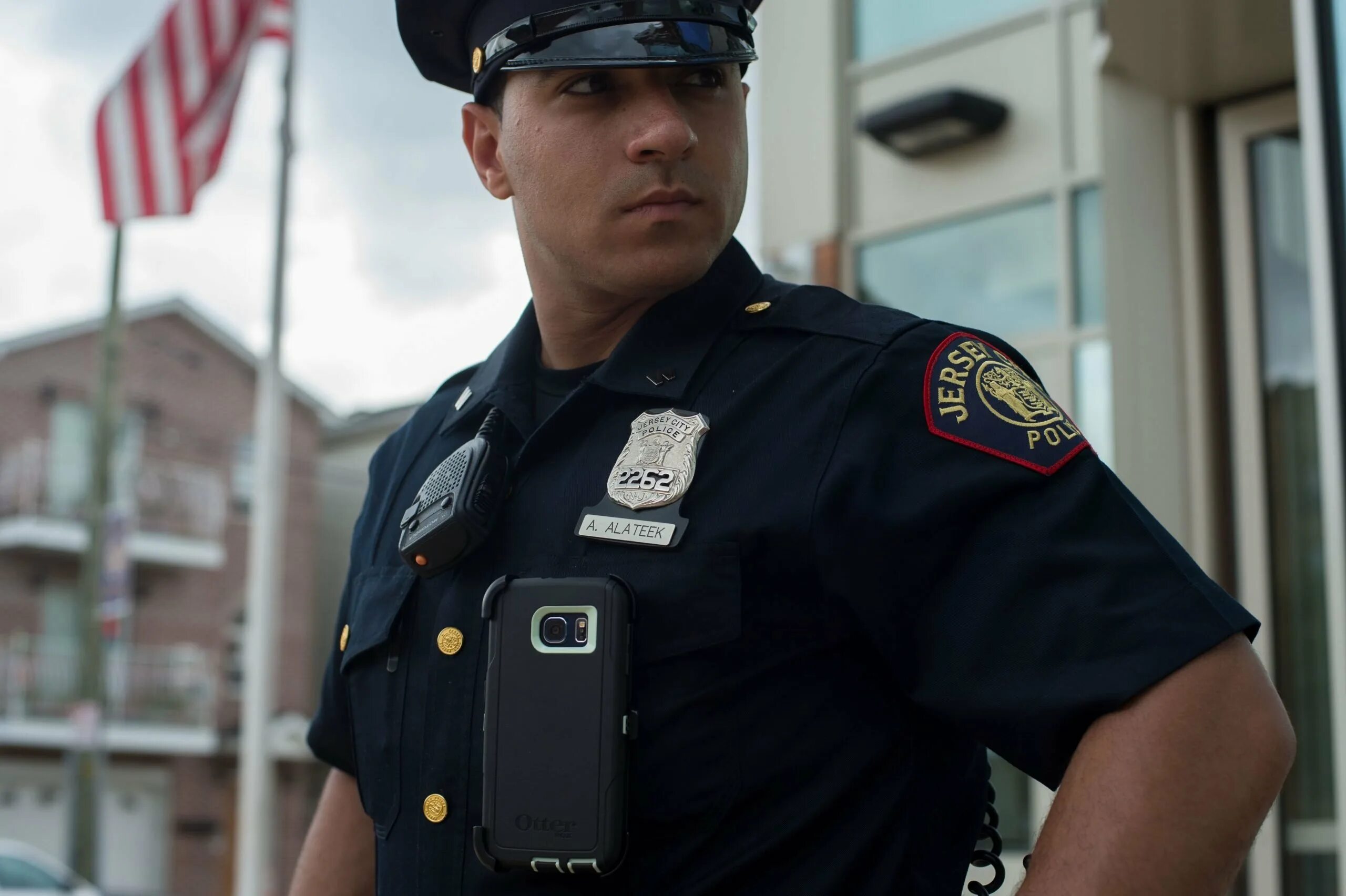 2 policeman