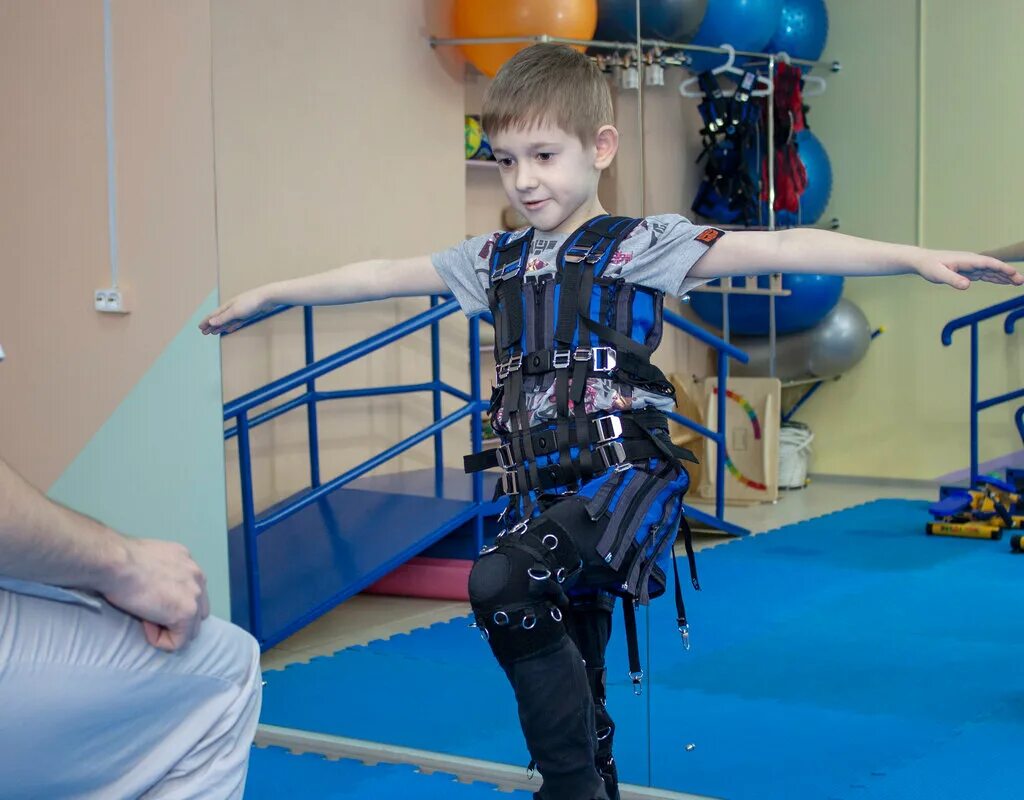 лечебный костюм (лк) «адели». костюм лечебный "адели". нагрузочный костюм регент. адели для детей с дцп. костюм адели для детей с дцп.