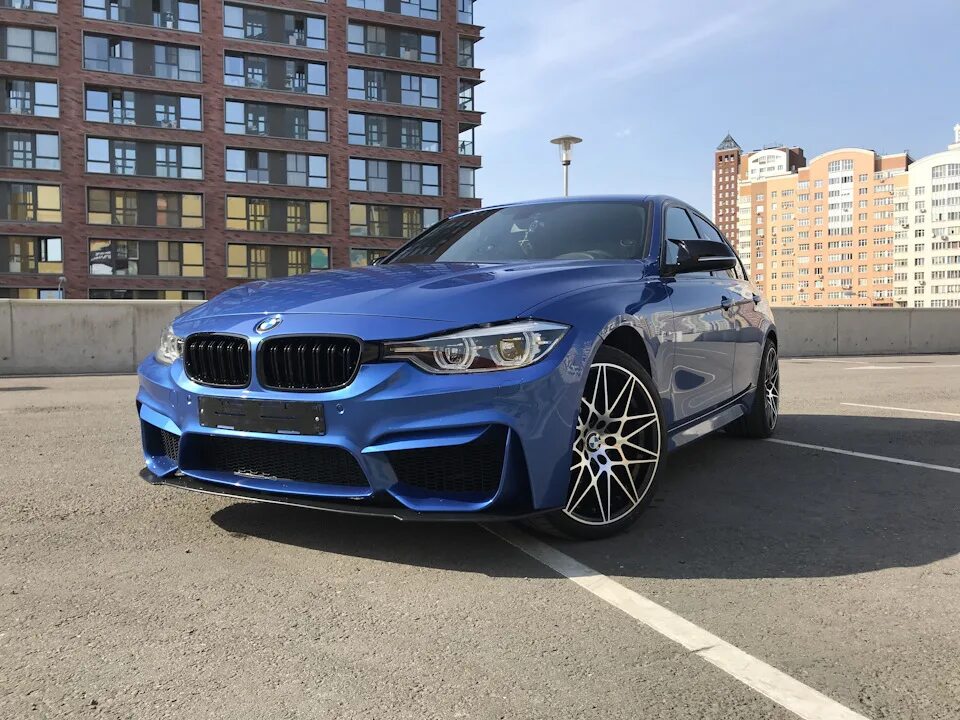 F 30 33