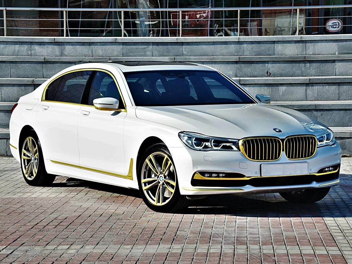 BMW 7 g11 White. BMW 7 g11 белый. БМВ g11 белая. BMW g12 2016. Купить бмв 2016