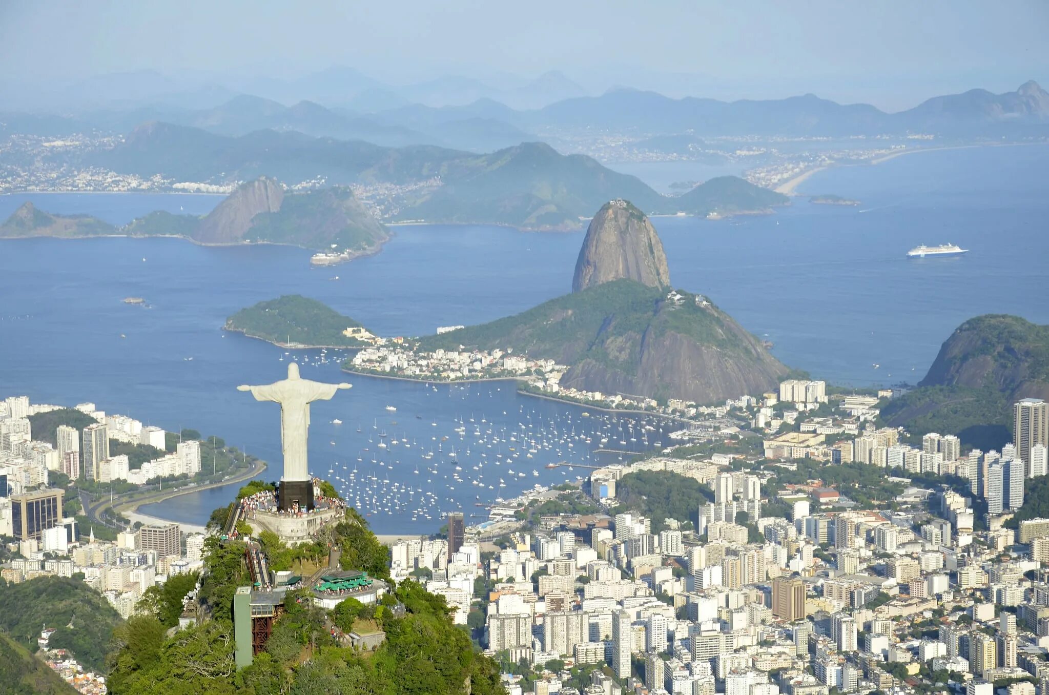 Rio de la. Бразилия Рио де Жанейро. Рио-де-Жанейро столица Бразилии. Копакабана Рио-де-Жанейро. Гавань Рио де Жанейро.