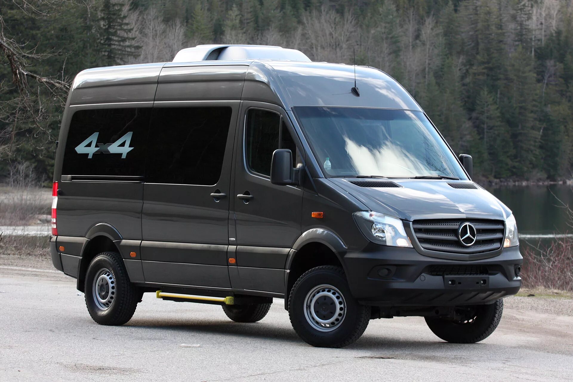 Mercedes-Benz Sprinter 4x4. Мерседес Спринтер 4x4. Мерседес Спринтер 4 на 4. Mercedes Benz Sprinter 4x4 пассажирский.