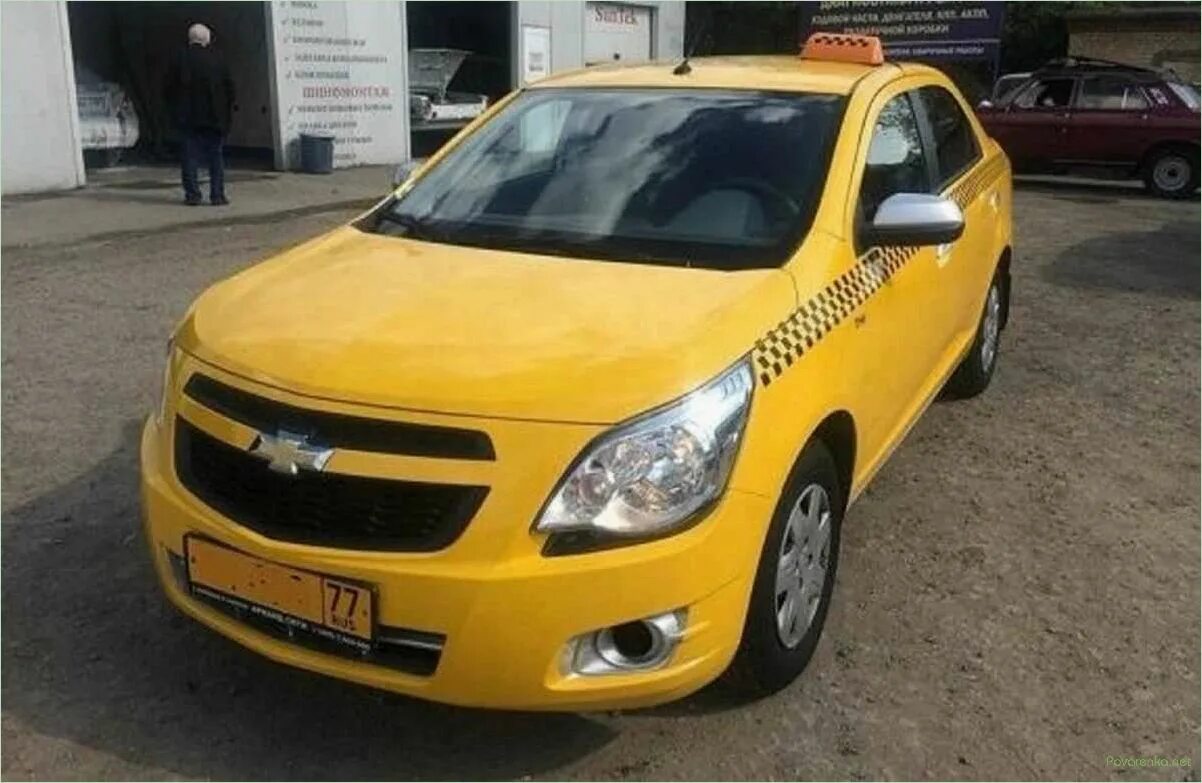 Chevrolet Cobalt taksi. Chevrolet Cobalt желтый. Chevrolet Gentra Taxi. Шевроле кобальт желтый цвет.