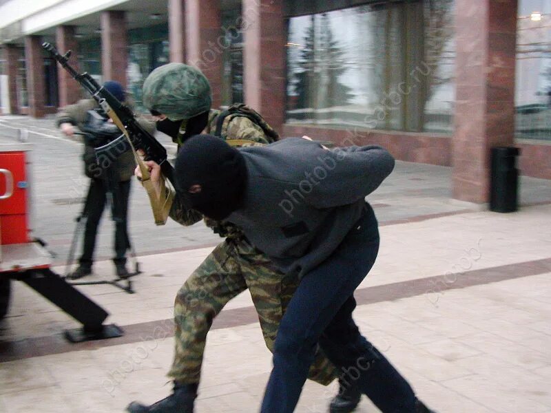 Гайденко олег николаевич фсб контакты. Террористы саратовской области составляют. Самый опасный террорист в истории человечества. Новости саратова террористы. Новости саратова террористы.