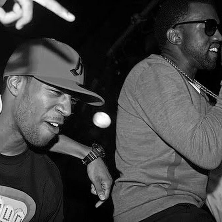 Kid cudi 2008. Дом kid cudi. Ft kid cudi. Ft kid cudi. Kid cudi 2022.