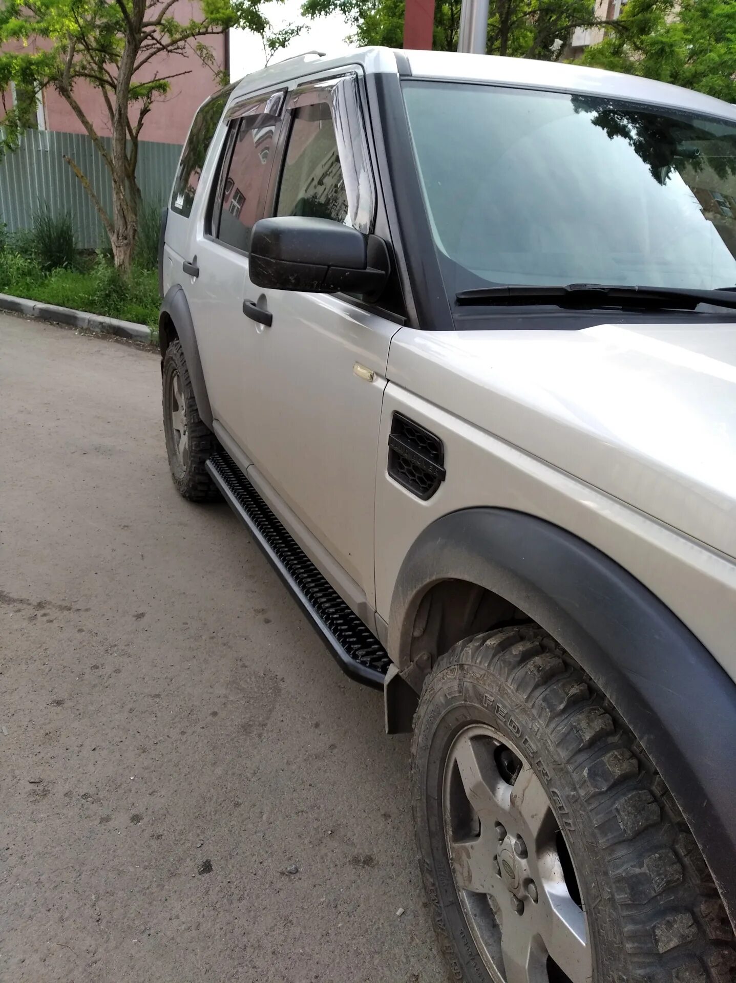 Пластиковые пороги land rover discovery 4. Пороги ленд ровер дискавери 4. Подножка порога ленд ровер дискавери 3. Подножки ленд ровер дискавери 4. Пороги land rover discovery 3.