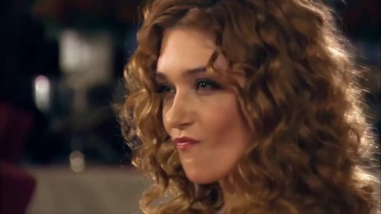 Юлия маврина фильм любовь на два полюса. Юлия маврина фильм любовь на два полюса. Два полюса фильм. Любовь на два полюса юлия маврина владимир епифанцев. Юлия маврина.