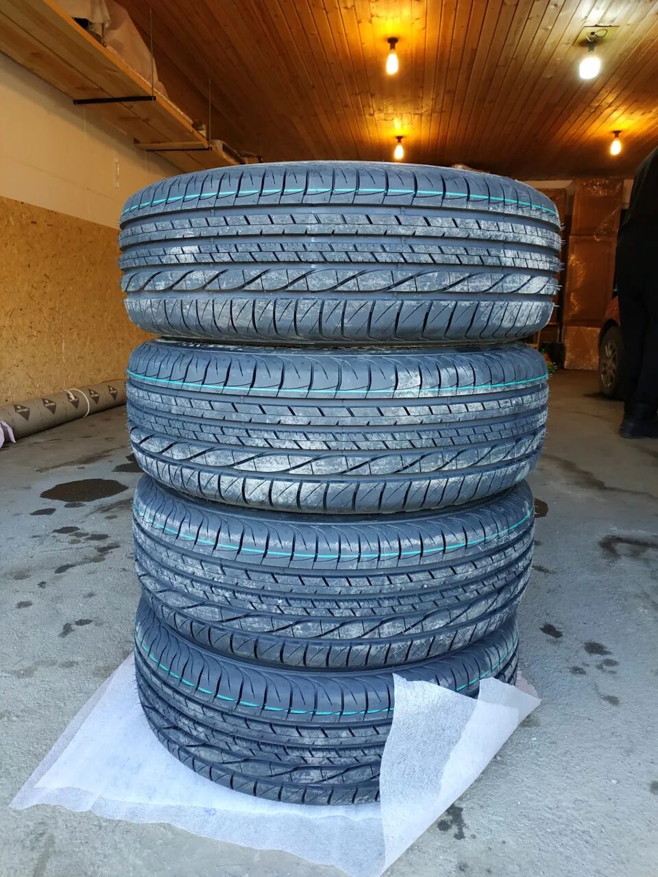 Шины goodyear sport отзывы. Goodyear Eagle 195/65 r15. Goodyear Eagle Sport 195/65 r15. Goodyear Eagle Sport 2 195/65 r15. Goodyear Eagle Sport r15.