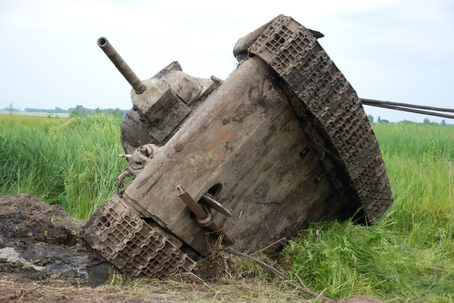 Эхо военные. Раскопки второй мировой войны танки. Находки танков второй мировой. 2008. 06. Подъем танка т-34 в Черкасской области. 17-18 Июня.. Находки техники второй мировой войны.