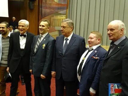 Пал москва