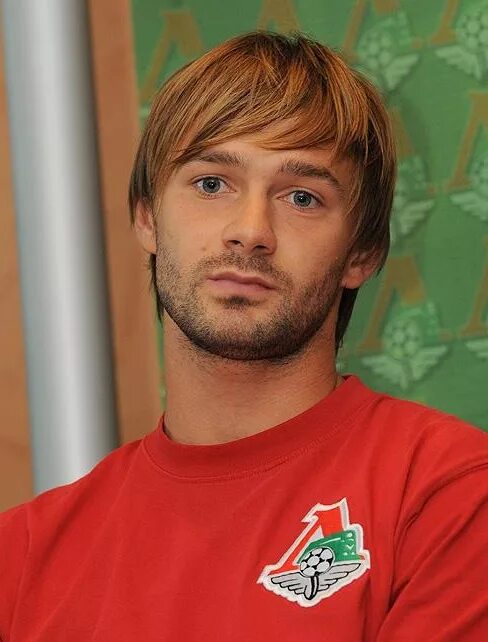 Дмитрий Абзалов. Каковы биография, личная жизнь, национальность?