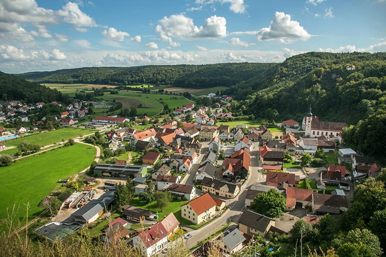 Bavaria germany. Германия Бавария Вальдкрайбург. Бавария провинция. Моосбах Бавария Германия. Холмы штуфенланда Бавария.