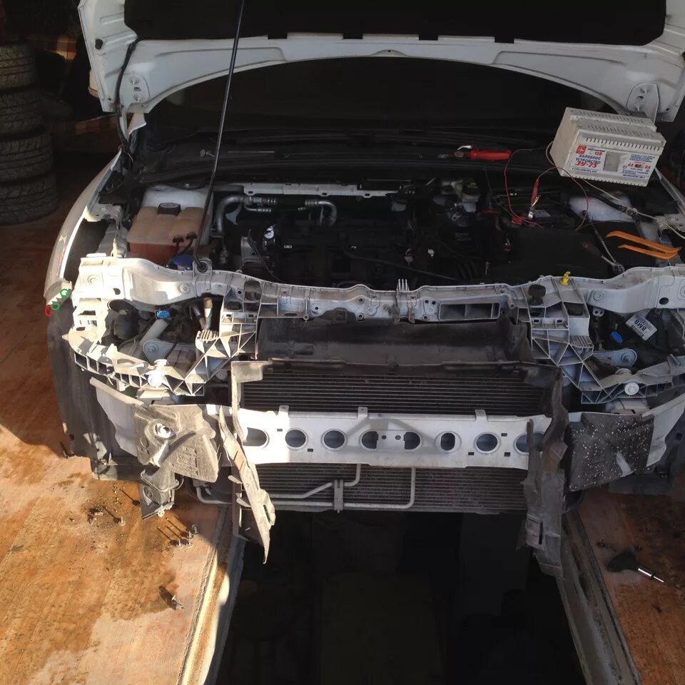 Ford focus 2 без бампера. форд куга 2 без переднего бампера. как снять передний бампер форд 3. как снять передний бампер форд 3. демонтаж переднего бампера форд фокус 3.