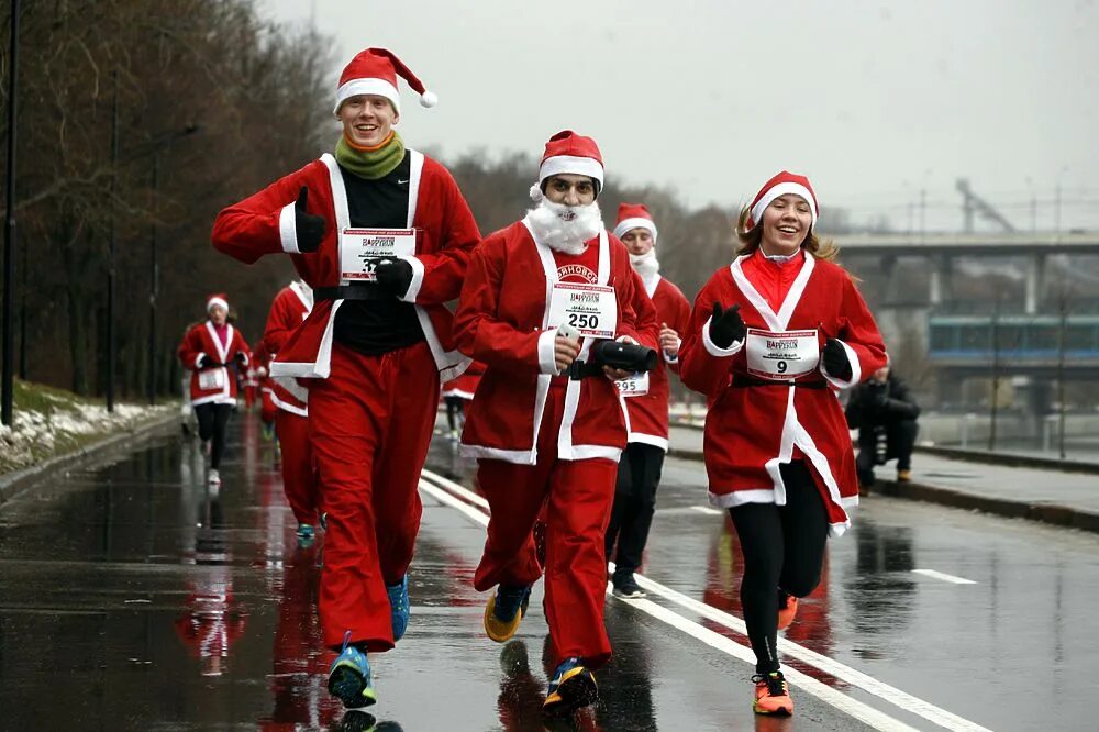 Марафон сша женщины. Арам галандарян. Грек димитрион иорданидис. Человек марафонец. Забег санта клаусов.