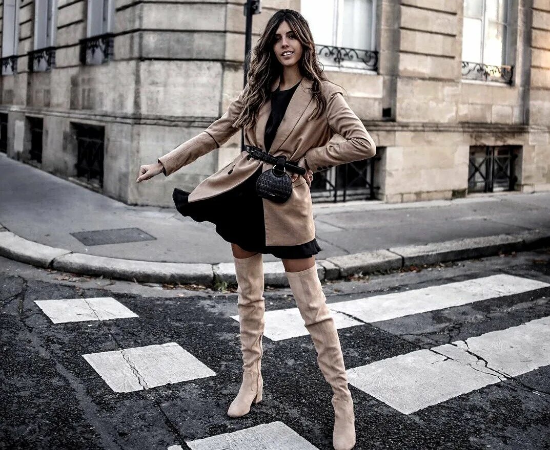 Сапоги чулки chanel 2013. Высокие сапоги 2021. Тренды сапог ботфорты в 2022. Ботфорты в моде. Сапоги диор женские 2023.