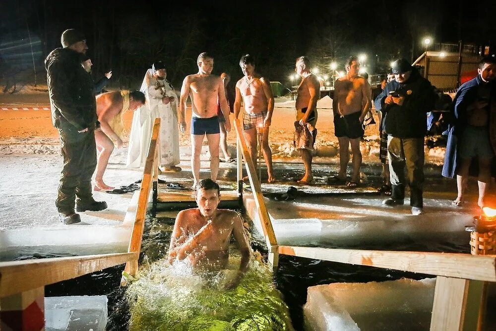 Таинства обряда крещения. Крещение число месяц. Крещение число месяц. Какого числа крещение 2021 году. «таинство крещения» крещение господне.