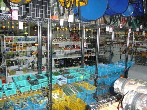 Магазин поплавок в благовещенске. Рыболовный магазин в чирчике. Рыбалка про краснодар магазин. Магазин рыбаки краснодар. Магазин для рыбалки.