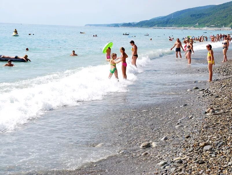 Фото пляжа свирский лазаревское. Лазаревское свирский пляж на карте фото. Пляж свирский в лазаревском. Лазаревское пляж дельфин 2021. Свирский дворик лазаревское.