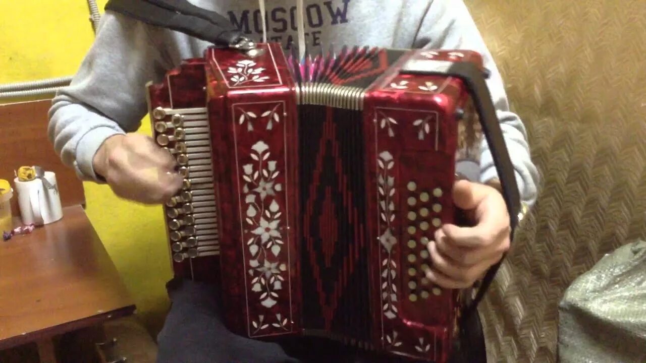 Тульскую заказную гармонь. Тульская гармонь 301 м ля мажоре. тульская заказная гармонь. тульская фа мажор гармонь. тульская гармонь белая.