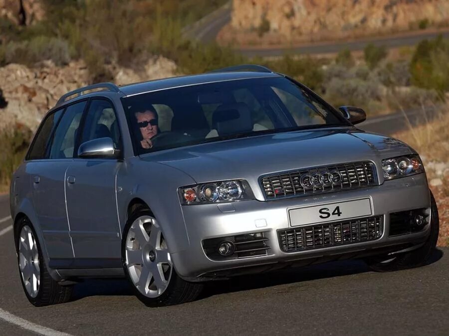 Купить ауди 2003. Ауди s4 2003. Ауди s4 b6 avant. Audi s4 b6. Ауди s4 b6 универсал.