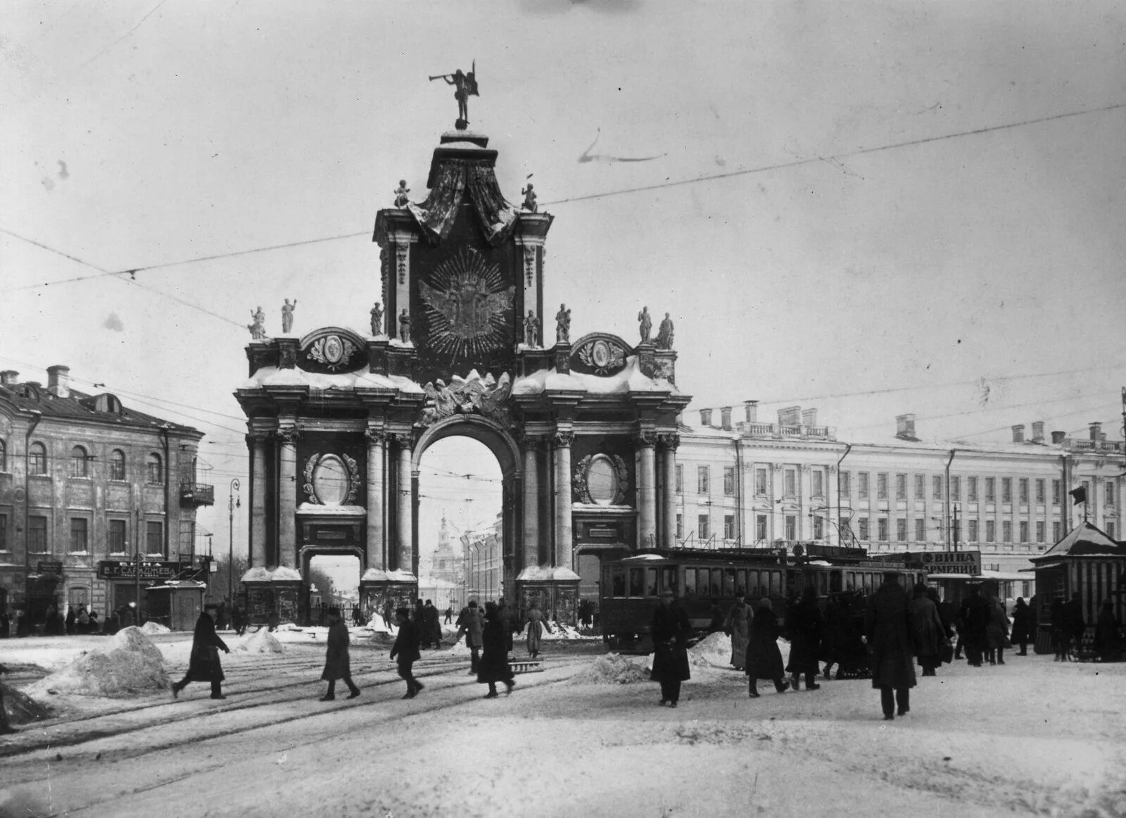 1927 - в москве снесены красные ворота. Красные ворота название. 1927 - в москве снесены красные ворота. Ухтомский триумфальные красные ворота. Красные ворота название.